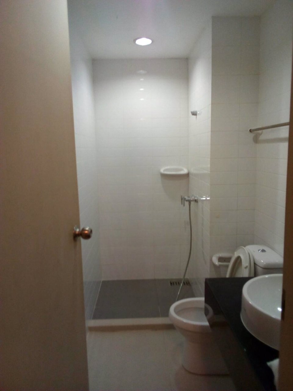 ให้เช่าคอนโดไอดีโอมิ๊กซ์-ใกล้-bts-อุดมสุข-แอร์-พร้อมเฟอร์-เช่า-11000-บ-ด-โทร-093-9594717