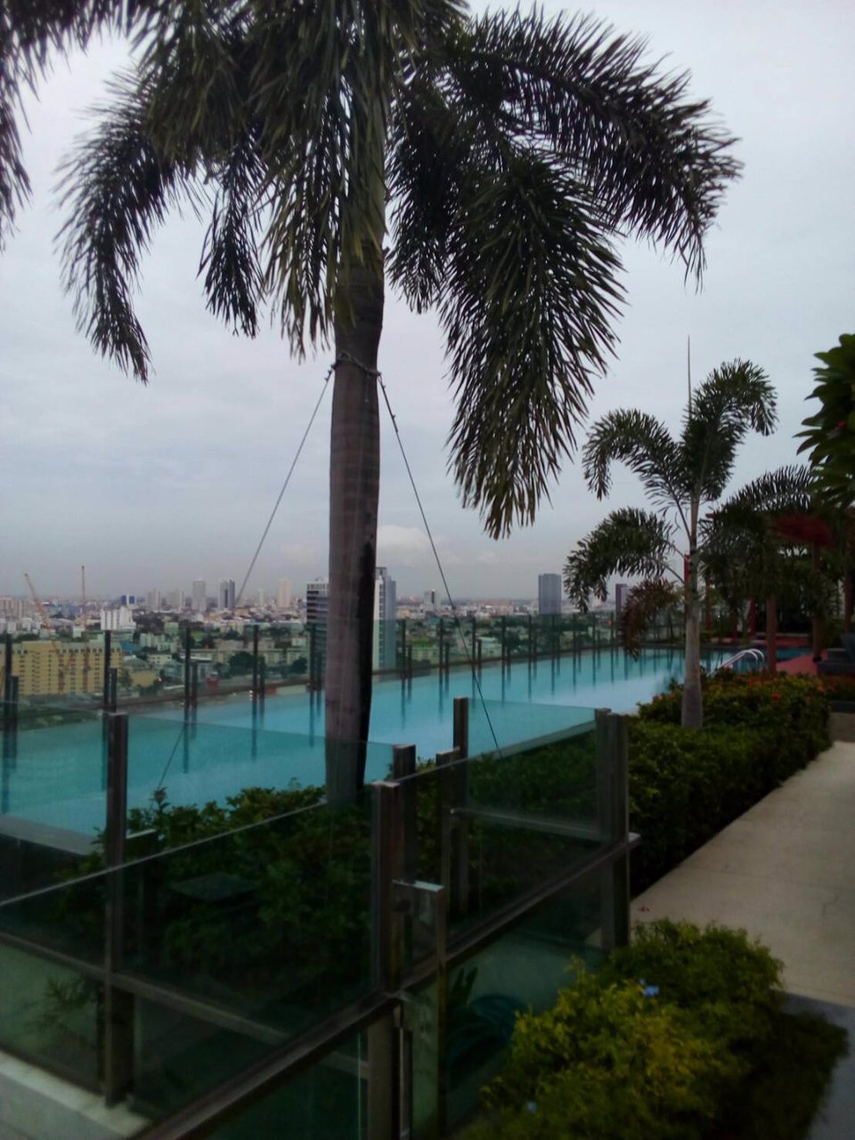 ให้เช่าคอนโดไอดีโอมิ๊กซ์-ใกล้-bts-อุดมสุข-แอร์-พร้อมเฟอร์-เช่า-11000-บ-ด-โทร-093-9594717