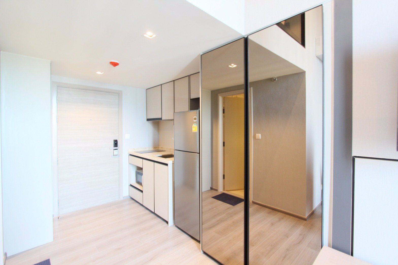 ให้เช่าคอนโดเดอะรีเซิร์ฟ-ประดิพัทธ์-ใกล้-bts-สะพานควาย-1นอน-เฟอร์ครบ-เช่า-27000-บ-ด-โทร093-9594717