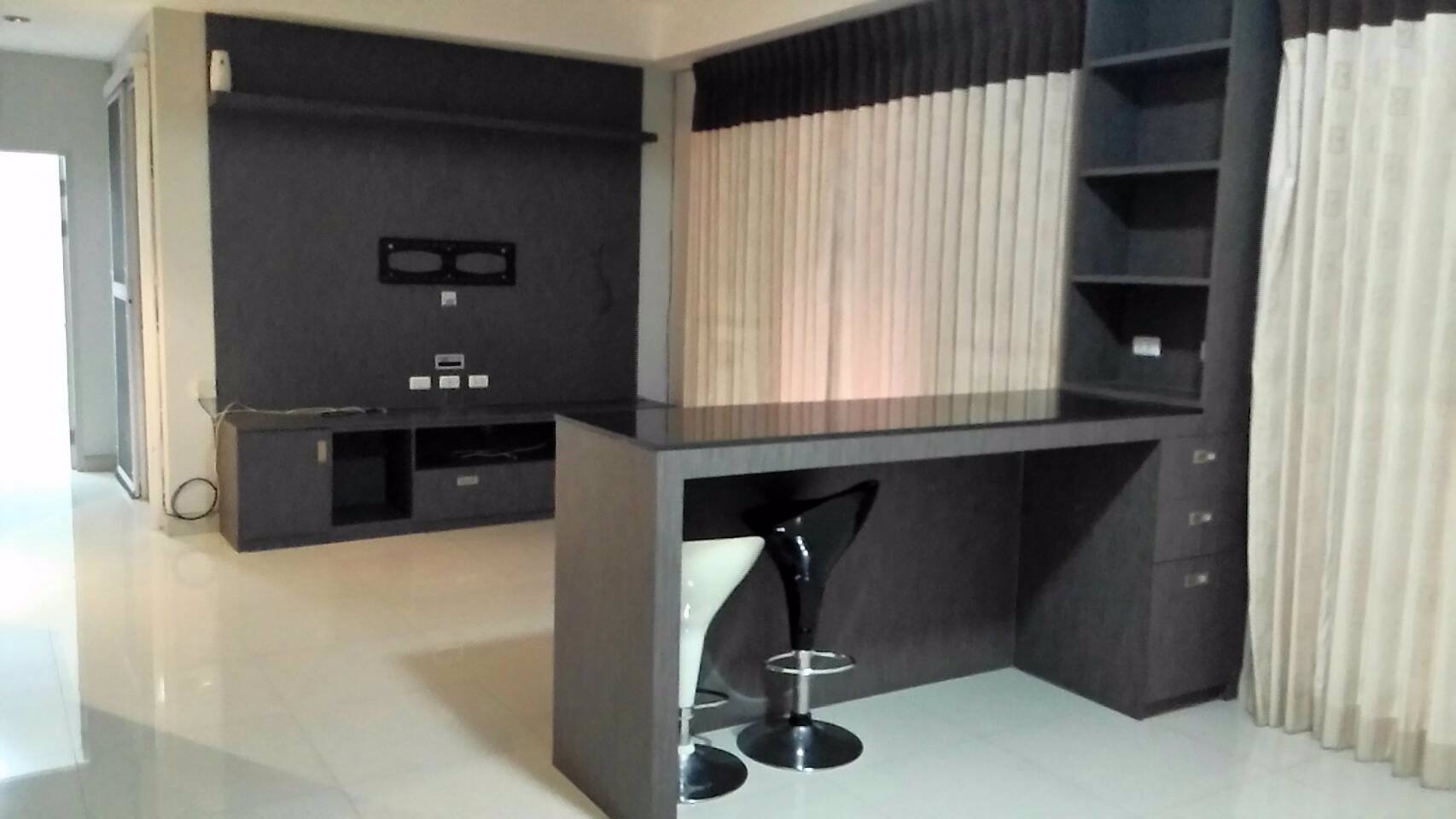 ให้เช่าบ้านเดี่ยว-มวิลล่าบารานี-ถเลียบคลอง3-ใกล้ดรีมเวิล์ด-50ตรว-เช่า20000-บ-ด-โทร093-9594717