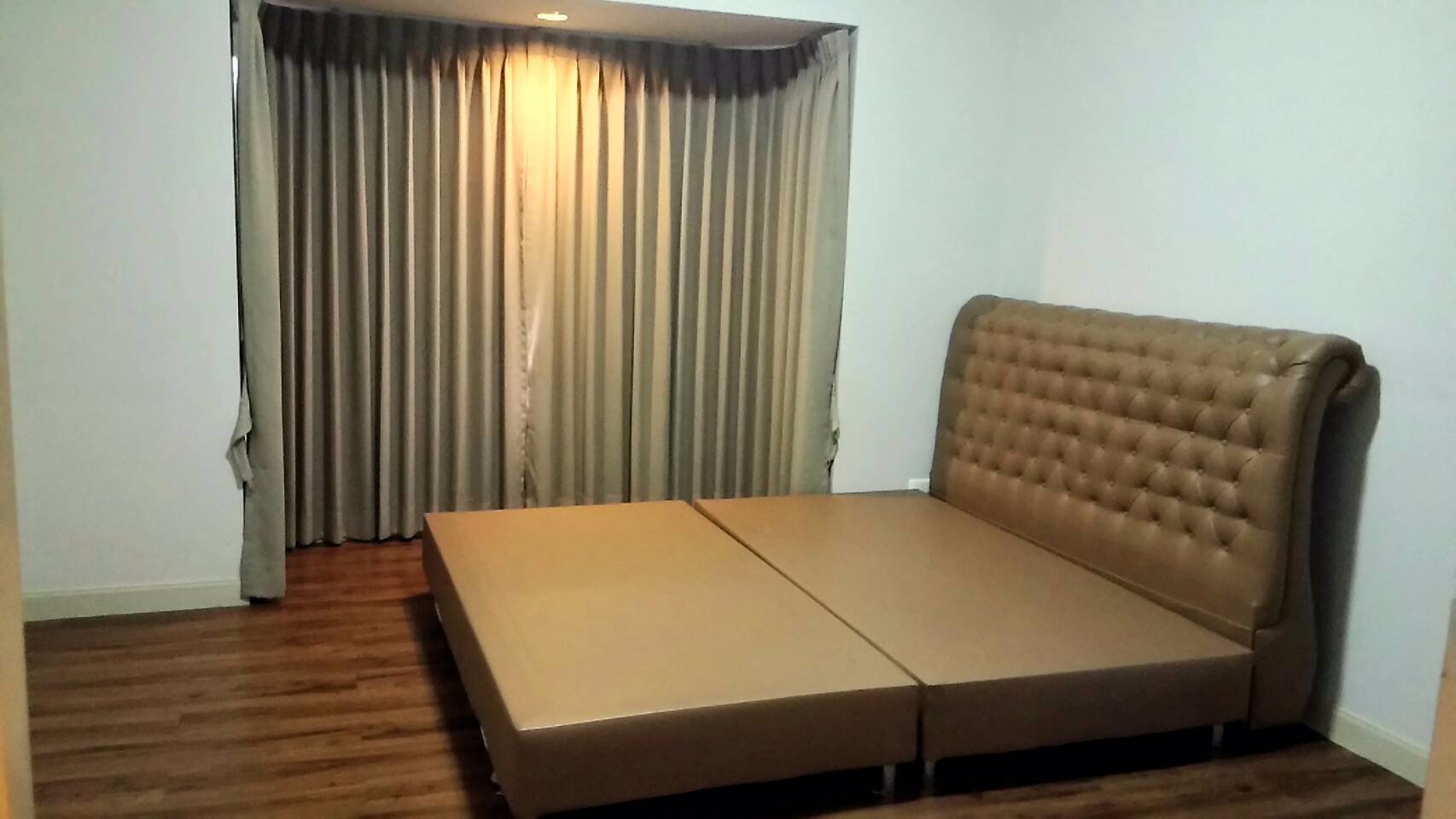 ให้เช่าบ้านเดี่ยว-มวิลล่าบารานี-ถเลียบคลอง3-ใกล้ดรีมเวิล์ด-50ตรว-เช่า20000-บ-ด-โทร093-9594717