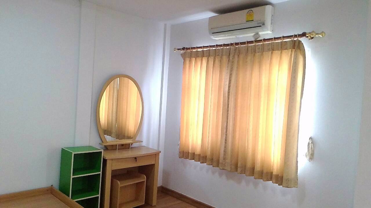 ให้เช่าทาวเฮ้าส์-2ชั้น-มร่วมทางฝัน-ลำลูกกาคลอง2-3นอน-3น้ำใกล้ฟิวเจอร์-เช่า-9000บ-ด-โทร-093-9594717