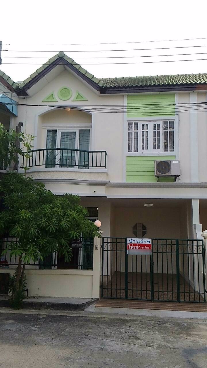 ให้เช่าทาวเฮ้าส์-2ชั้น-มร่วมทางฝัน-ลำลูกกาคลอง2-3นอน-3น้ำใกล้ฟิวเจอร์-เช่า-9000บ-ด-โทร-093-9594717