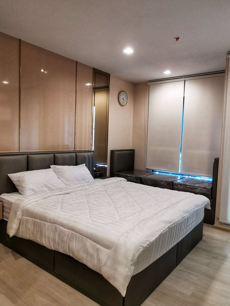 ให้เช่าคอนโด-life-one-wireless-ห้องใหม่-28ตรม-เฟอร์ครบ-ใกล้-bts-เพลินจิต-เช่า20000บ-ด-โทร093-9594717