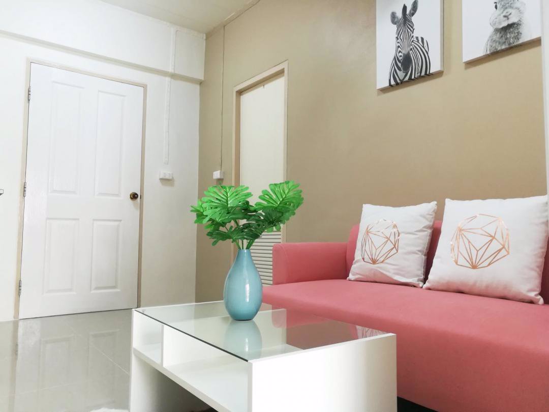 ขายคอนโด-panchasap-sweet-แต่งสวยพร้อมเฟอร์นิเจอร์แอร์สวนระเบียง