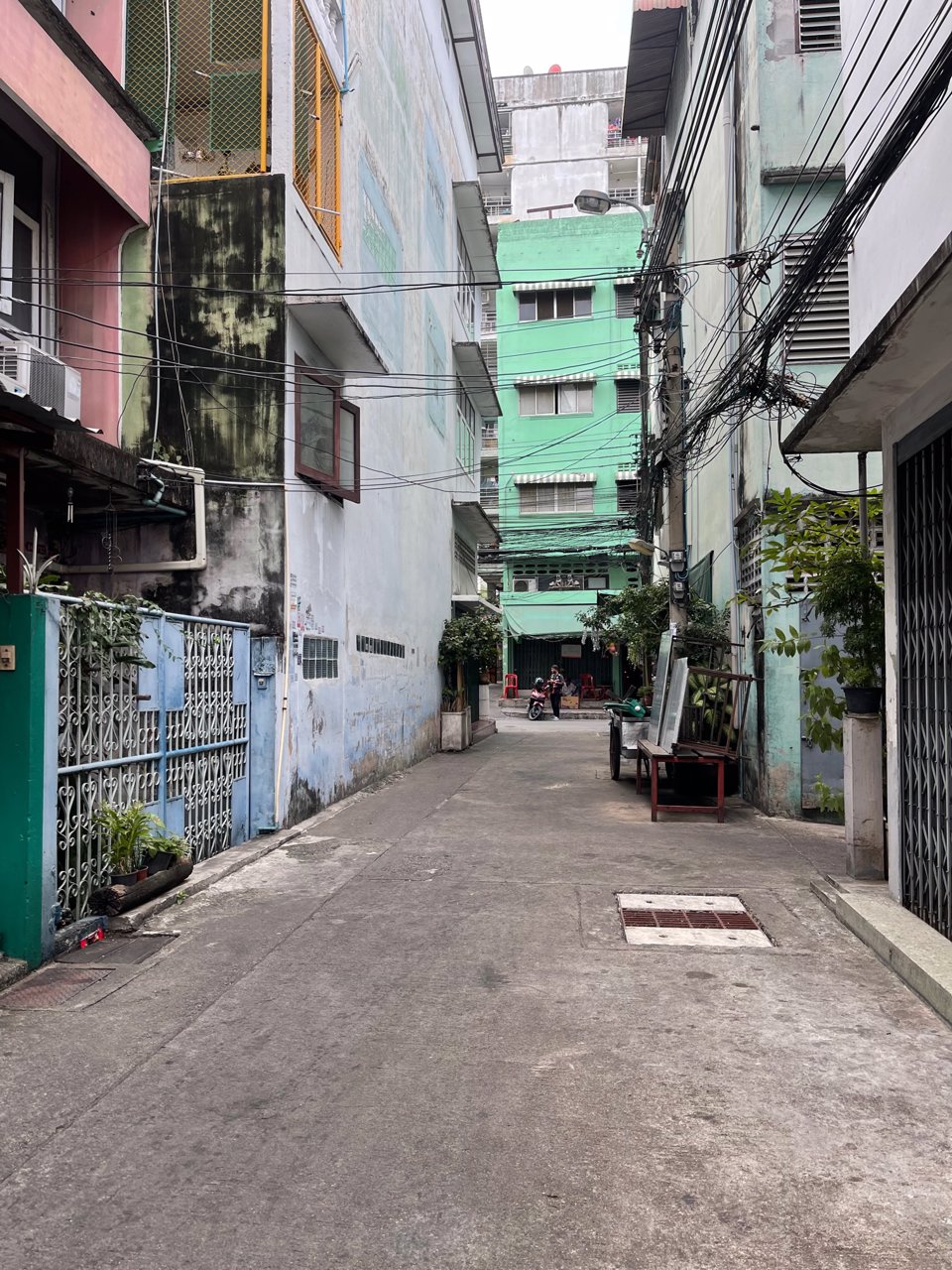 ขายด่วน-อาคารพาณิชย์พร้อมอยู่-4-ชั้น-ถนนพระราม-6