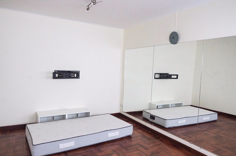 ทาวน์เฮาส์-เอกมัย-ให้เช่า-4-ชั้น-4-นอน-5-น้ำ-เหมาะสำหรับ-อยู่อาศัย-และ-ทำโฮมออฟฟิศ