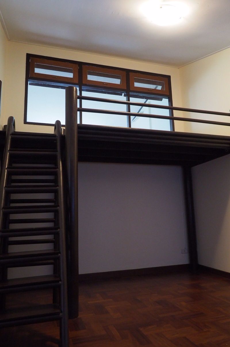 ทาวน์เฮาส์-เอกมัย-ให้เช่า-4-ชั้น-4-นอน-5-น้ำ-เหมาะสำหรับ-อยู่อาศัย-และ-ทำโฮมออฟฟิศ