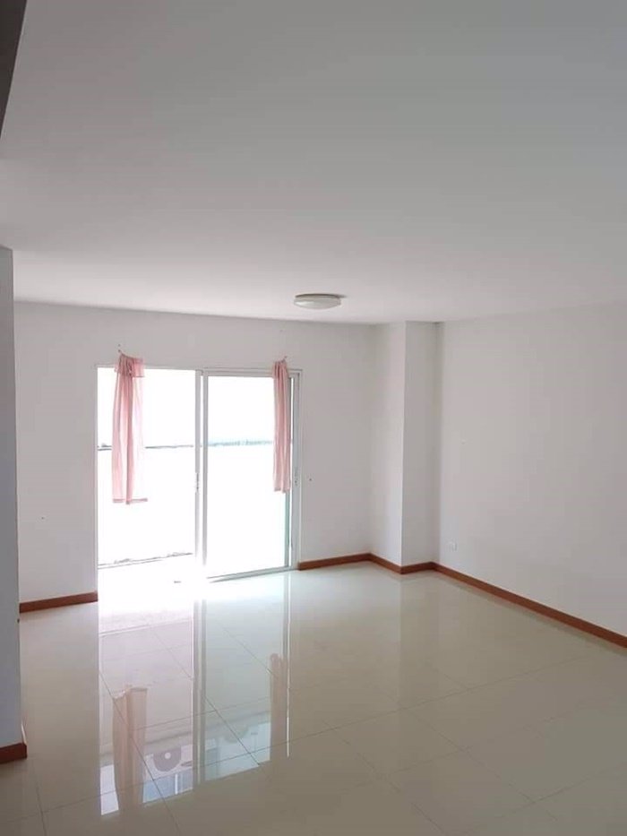 ขายด่วน-ทาวน์โฮม-เดอะทรัสต์-วงแหวน-ลำลูกกาคลอง5-ใกล้บิ๊กซี