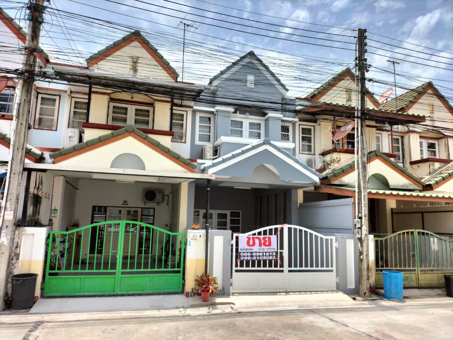 ขายถูกทาวน์เฮ้าส์-มเพลินใจ2-เนินพระ-เมืองระยอง-รีโนเวทใหม่เฟอร์ครบ-ใกล้อัสสัมชัญระยอง