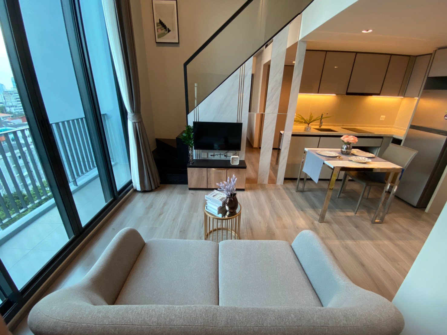 ขายถูกคอนโดเดอะ-รีเซิร์ฟ-พหล-ประดิพัทธ์-เฟอร์นิเจอร์ครบ-วิวสวย-ใกล้สถานีสะพานควาย-ราคาพิเศษ