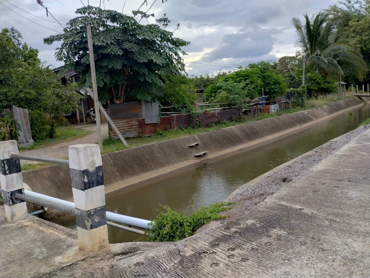 ที่ดินวิวดอย-แหล่งธรรมชาติ-ติดคลองชลประทาน-อบ้านโฮ่ง-จลำพูน