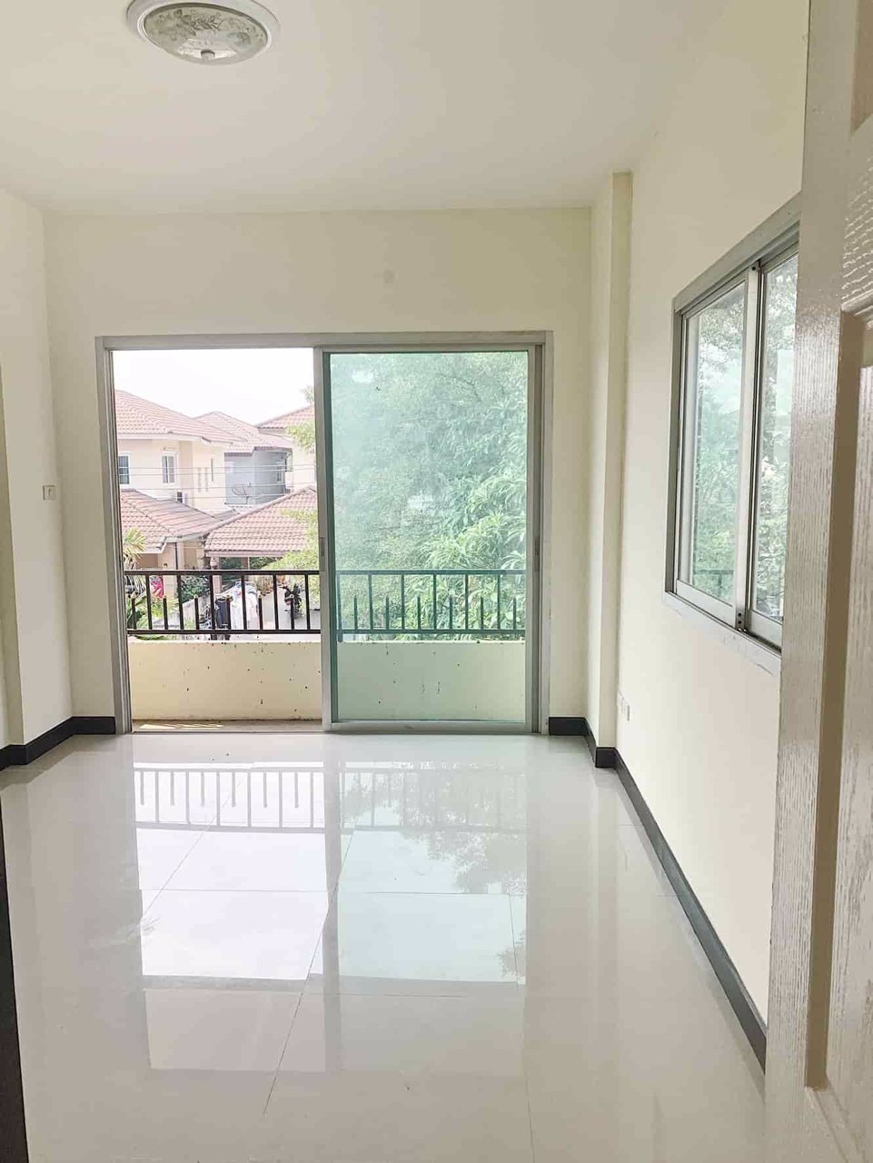 ขายบ้านเดี่ยว-55-ตรวาไม่ถึง-3-ล้าน-ผ่อน13xxx-หมู่บ้าน-ทิวตะวัน-ซอยสารสาสน์วิเทศบางบัวทอง