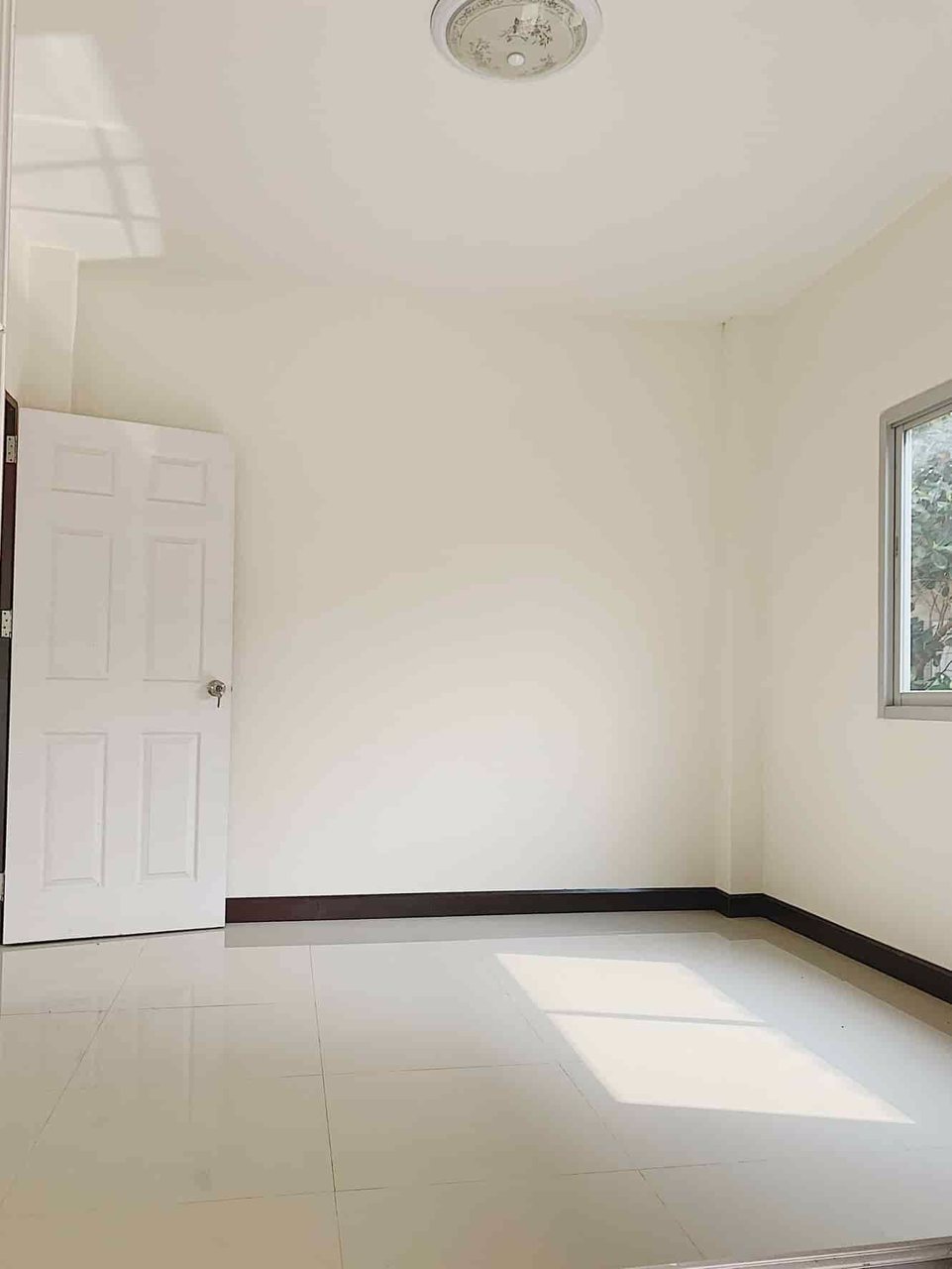 ขายบ้านเดี่ยว-55-ตรวาไม่ถึง-3-ล้าน-ผ่อน13xxx-หมู่บ้าน-ทิวตะวัน-ซอยสารสาสน์วิเทศบางบัวทอง