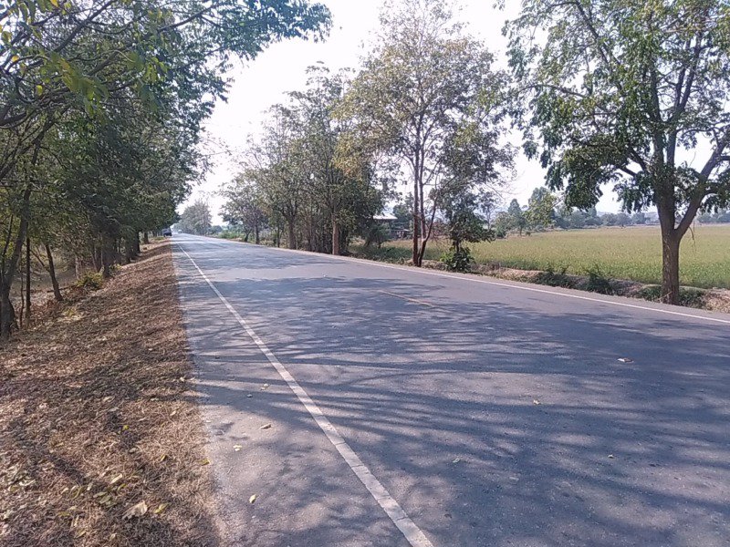 ที่ดินเปล่า50กว่าไร่-ห่าง4แยกซอย9ไม่ถึงกิโล-ติดถนน2สาย