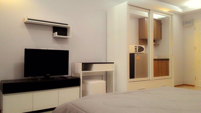 ให้เช่าคอนโด-eastern-platinum-condo-ทำเลดี-หน้านิคมอุตสาหกรรมอีสเทิร์นซีบอร์ด