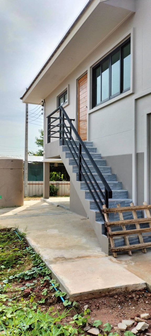 ขายบ้านสวนสร้างใหม่-เนื้อที่กว้างขวาง-538-ลบรวมโอน