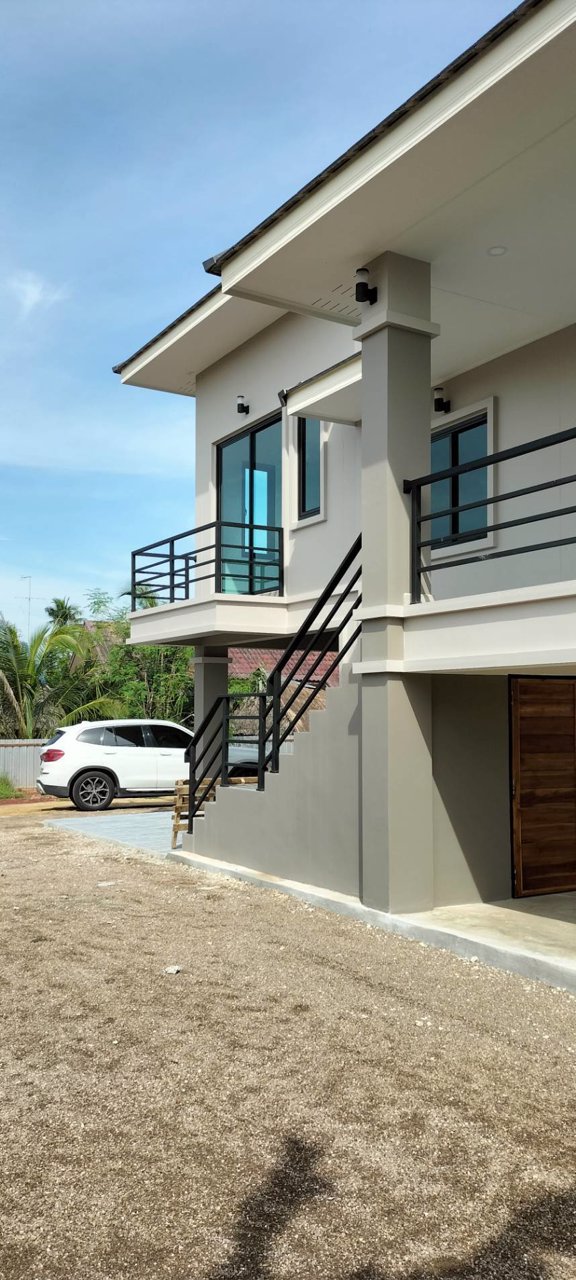 ขายบ้านสวนสร้างใหม่-เนื้อที่กว้างขวาง-538-ลบรวมโอน