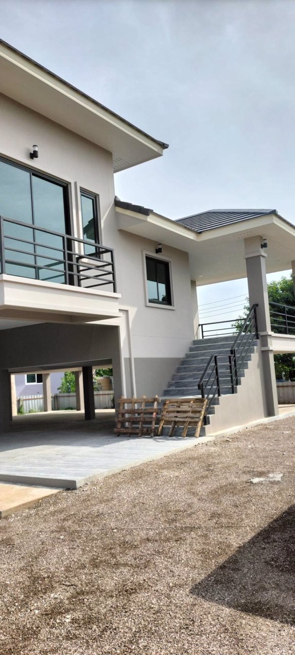 ขายบ้านสวนสร้างใหม่-เนื้อที่กว้างขวาง-538-ลบรวมโอน