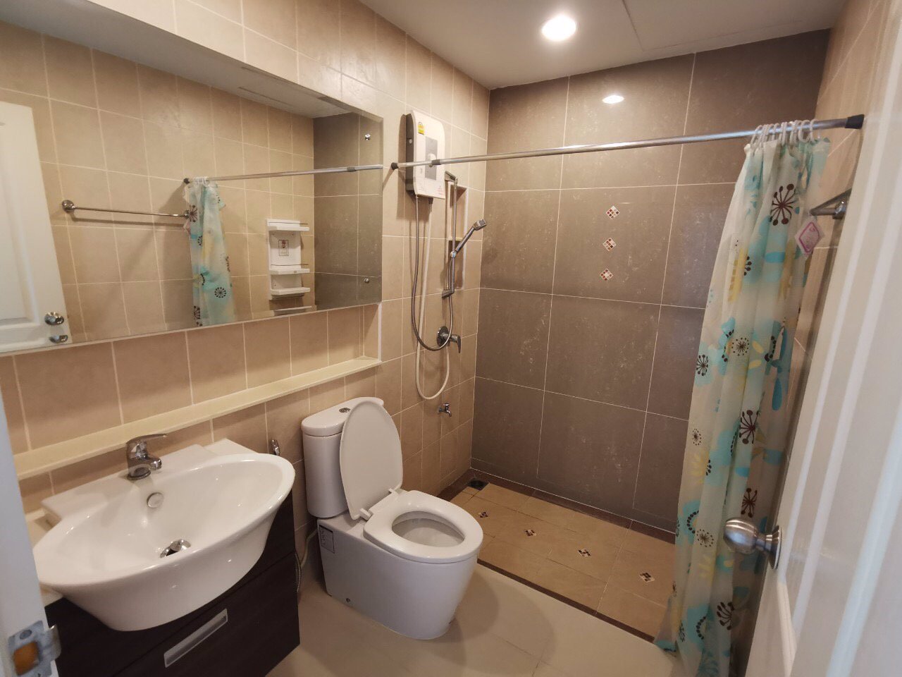 ขายด่วน-townhome-3ชั้น-เครือap-ห่างจากรถไฟฟ้าสายสีเหลือง-สถานีลาดพร้าว71-เพียง-12กม