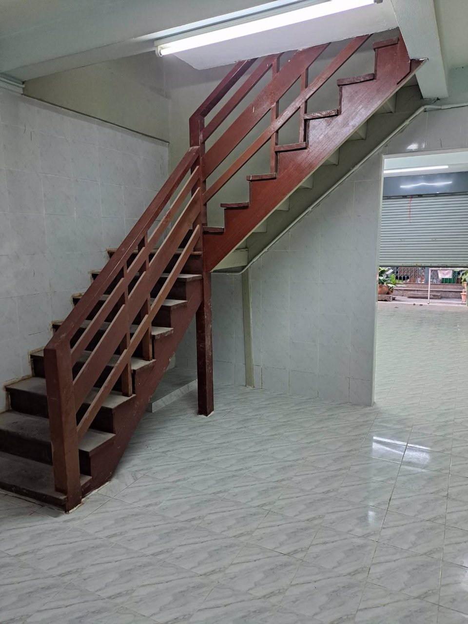 ขายอาคารพาณิชย์-5-ชั้น-1-คูหา-13-ตรว-9-ล้าน-ซอยแก้วฟ้า-มหาพฤฒาราม-กทม