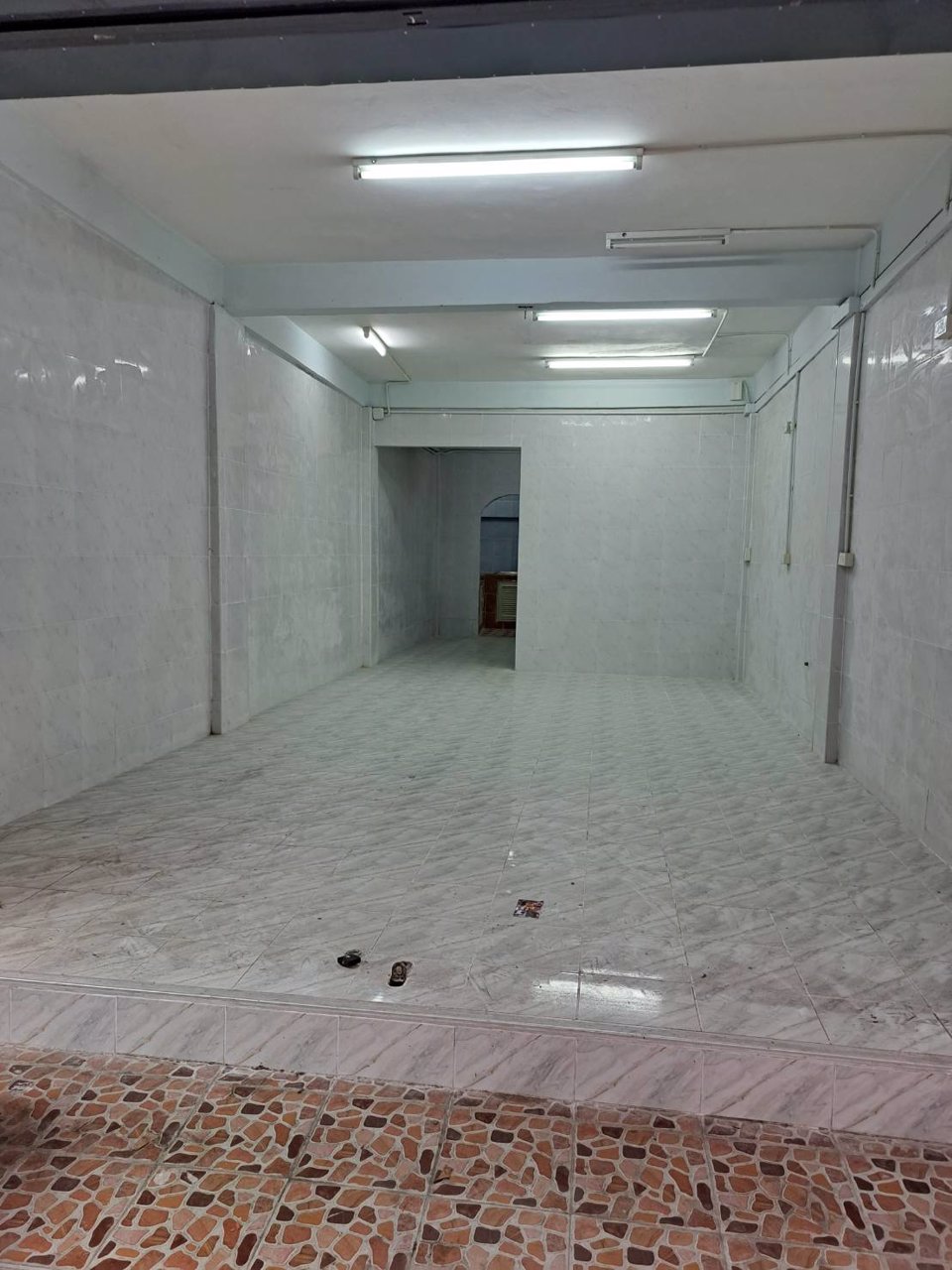 ขายอาคารพาณิชย์-5-ชั้น-1-คูหา-13-ตรว-9-ล้าน-ซอยแก้วฟ้า-มหาพฤฒาราม-กทม