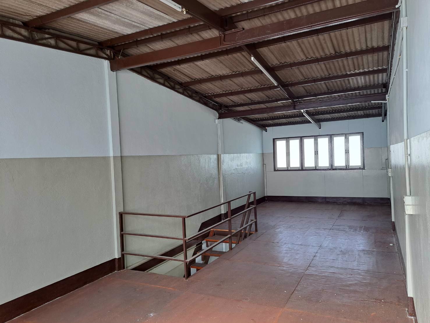 ขายอาคารพาณิชย์-5-ชั้น-1-คูหา-13-ตรว-9-ล้าน-ซอยแก้วฟ้า-มหาพฤฒาราม-กทม