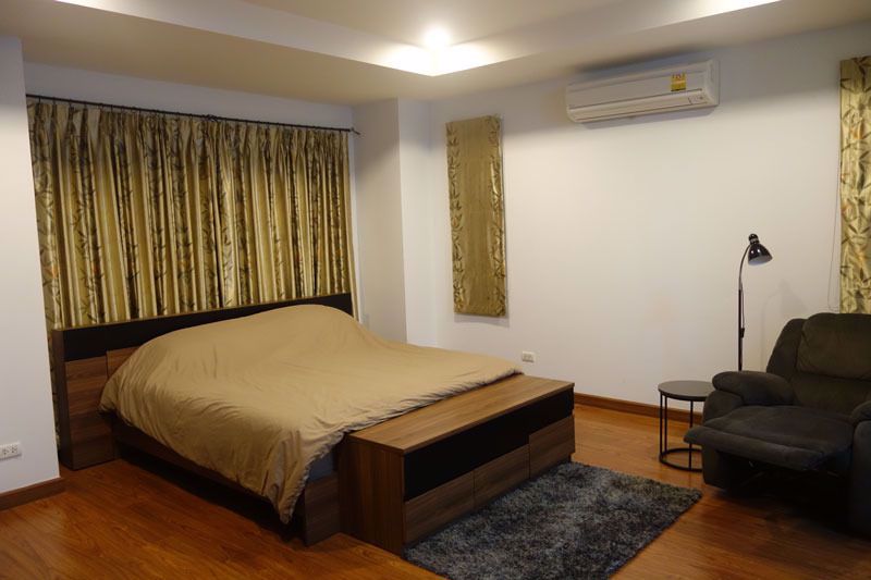 ขายบ้านเดี่ยว-85-ตรว-หลังริมและหลังบ้านติดสวนโครงการ-3-ห้องนอน-4-ห้องน้ำ-ใกล้รถไฟฟ้า