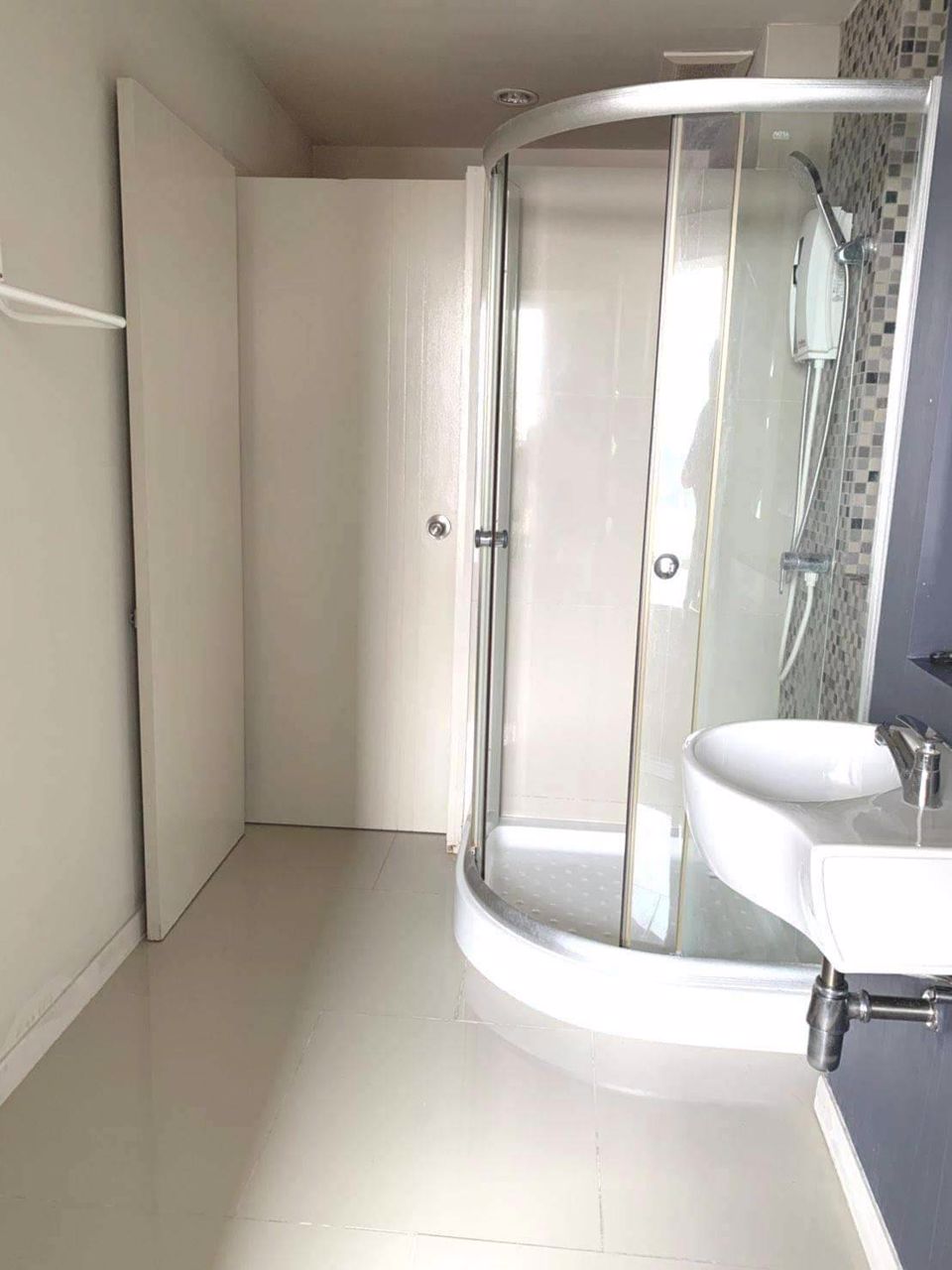 ขายพร้อมผู้เช่า-ฟ้าโดมคอนโด-มธรรมศาสตร์-รังสิต-กว้าง-35-ตรม-1-นอน-2-น้ำ-วิวสระว่ายน้ำ-ปัจจุบัน