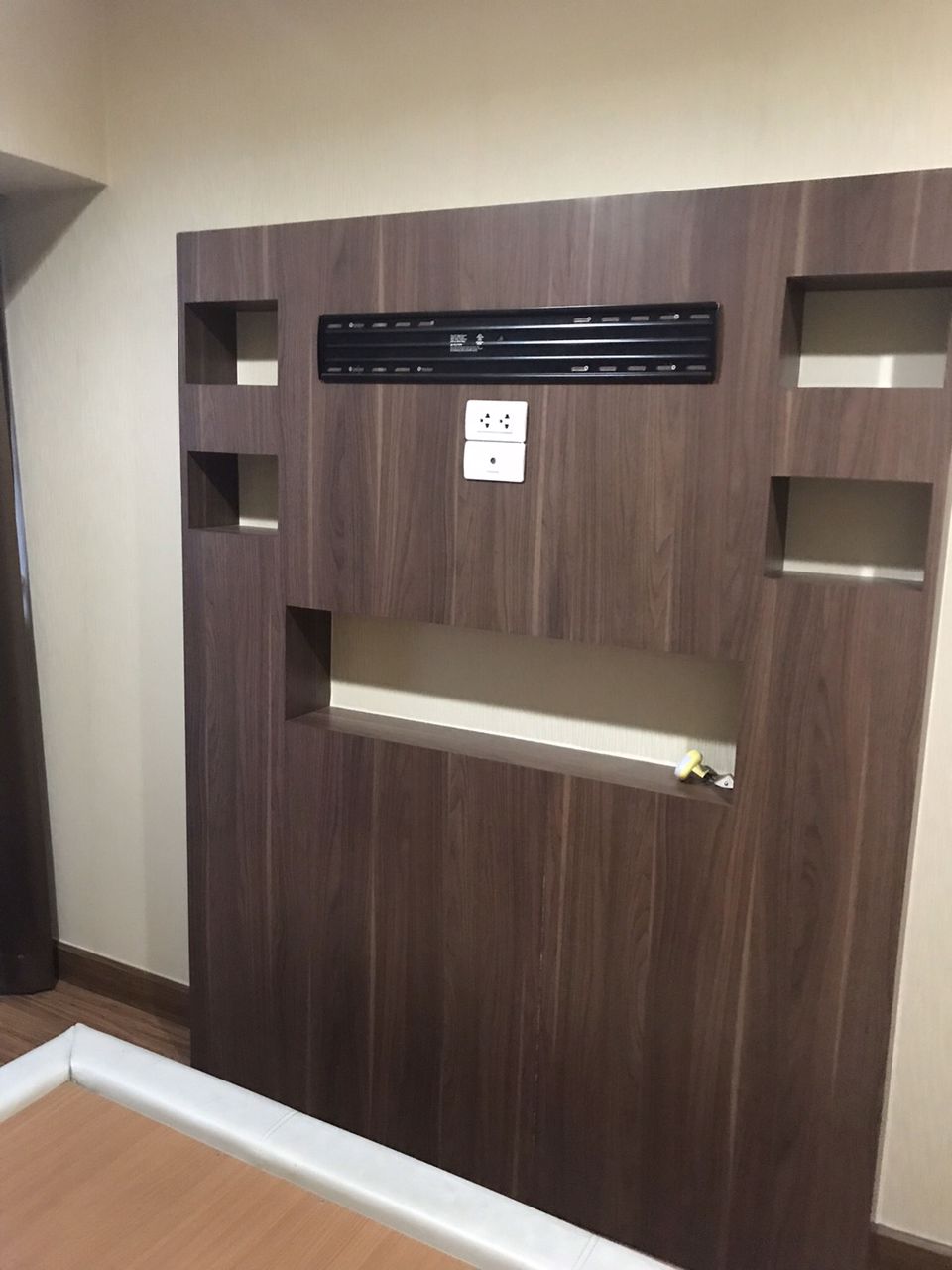 ให้เช่าคอนโด-มายรีสอร์ท-ถ-เพชรบุรีตัดใหม่