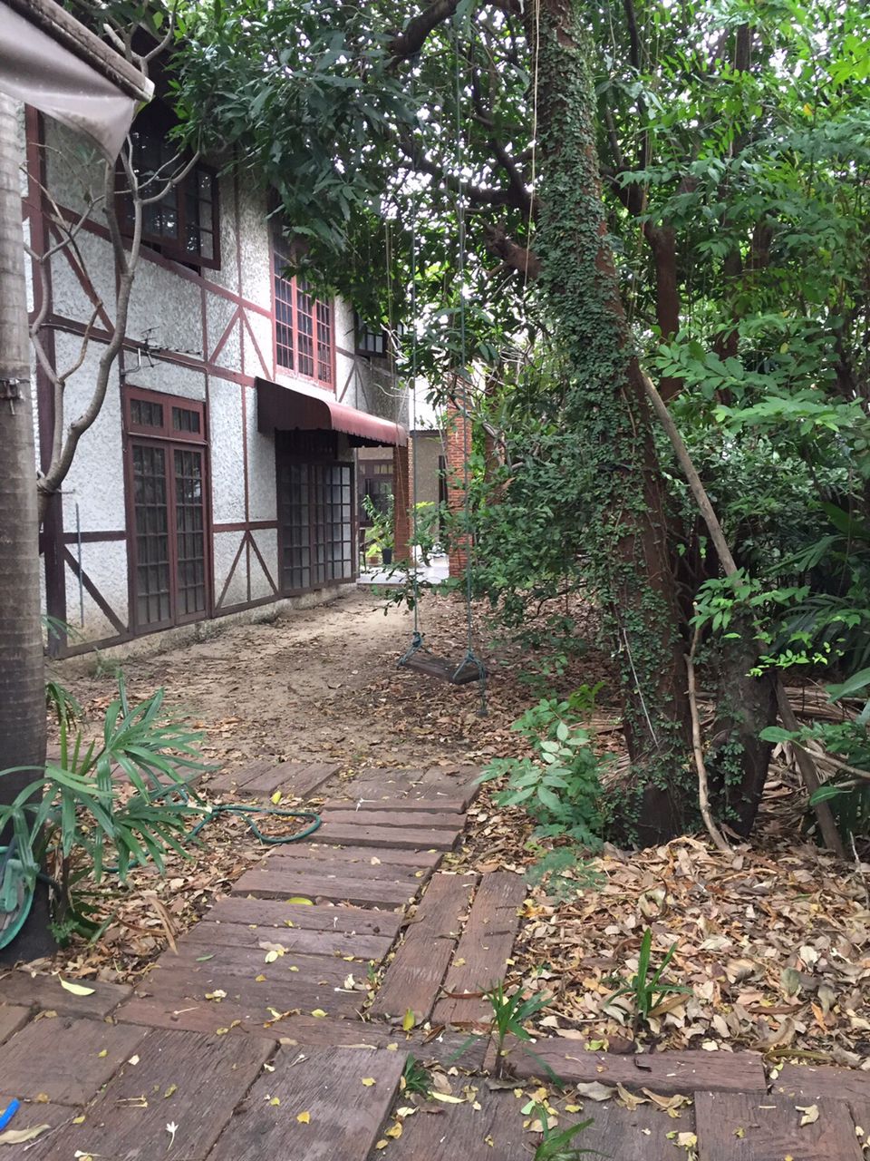 ขายหรือให้เช่าบ้านพร้อมที่ดินสุขุมวิท-เจ้าของขายเอง-