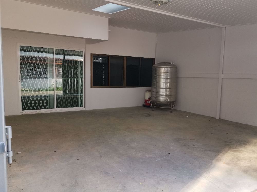 ให้เช่าทาวน์โฮม-2ชั้น-3ห้องนอน-2ห้องน้ำ-ติดกับมหาวิทยาลัยรามคำแหง