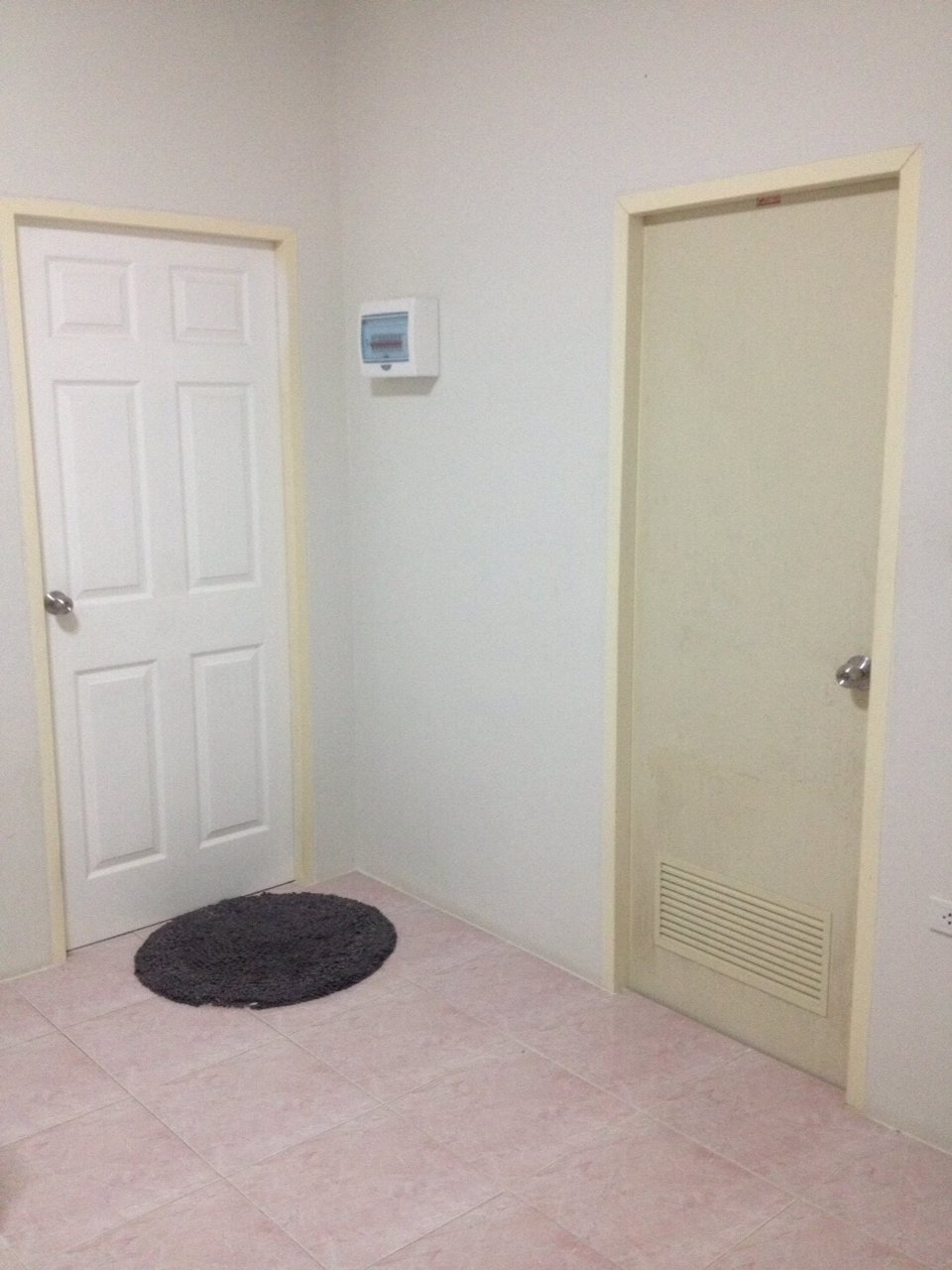 ขายทาวน์โฮม-โครงการโกลเด้นโฮมแหลมฉบัง-หลังหัวมุม-สภาพดี