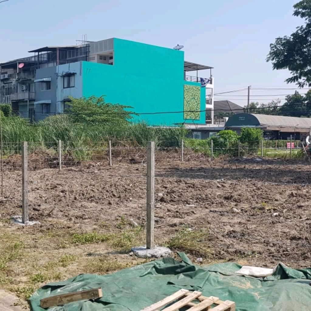 ขายที่ดินรามอินทรา-ใกล้รถไฟฟ้า-ที่ดินถมแล้ว-เคลียร์ที่ให้เรียบร้อย-เนื้อที่-206-ตรว-หน้ากว้าง30เมต