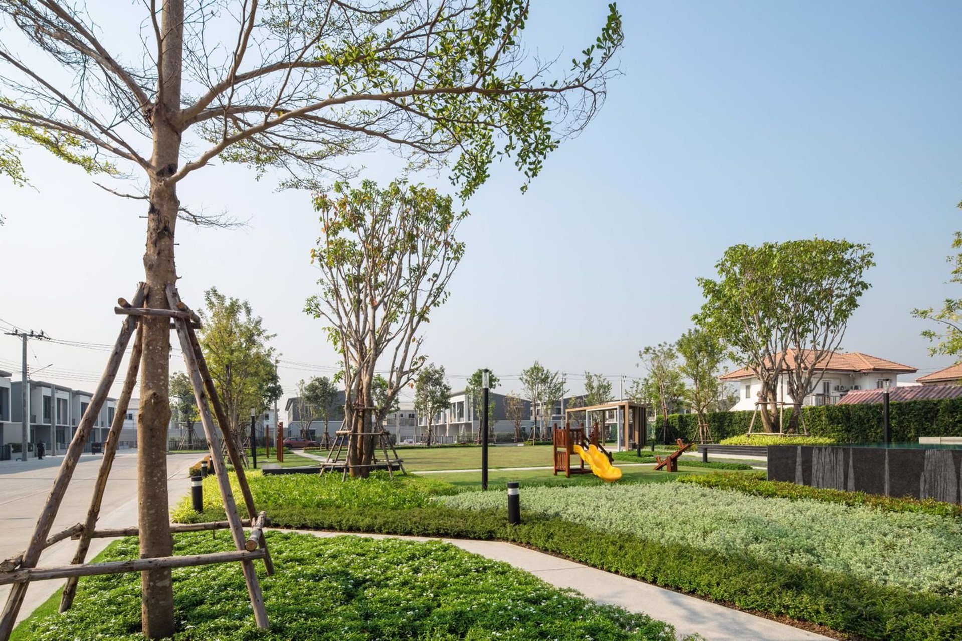 ให้เช่าทาวน์เฮาส์ใหม่ทั้งหลัง-2-ชั้น-โครงการพลีโน่-บางใหญ่