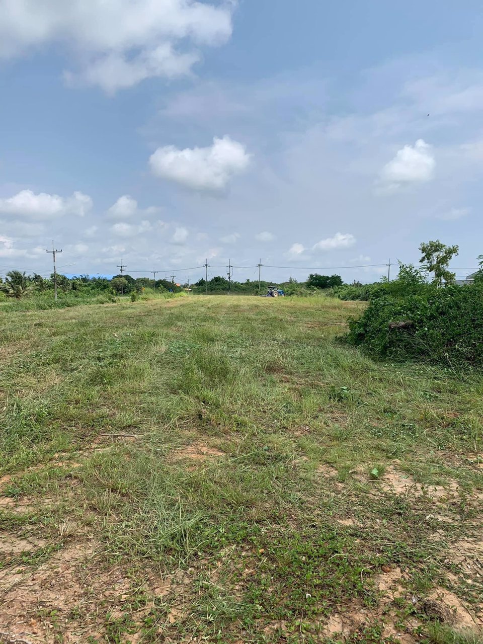 ขายดินแปลงสวย-เหมาะสำหรับ-เพื่อการพานิชย์-ร้านกาแฟ-บนถนนเส้นทางเที่ยว-ระยอง-จันทบุรี