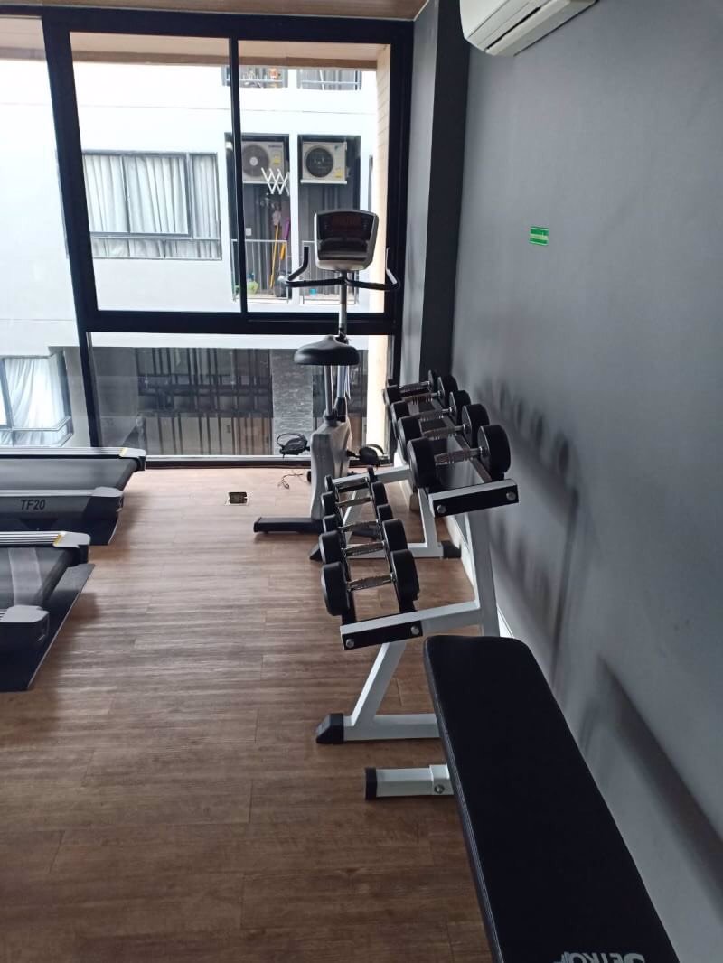 ให้เช่าคอนโด-“h2-condo-ตึก-metal-สไตล์ลอฟท์