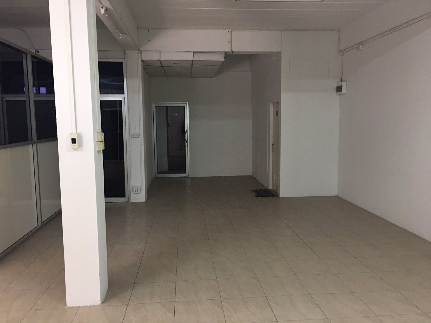 ขายอาคารพานิชย์-อยู่ในเครือสหพัฒน์-ศรีราชา