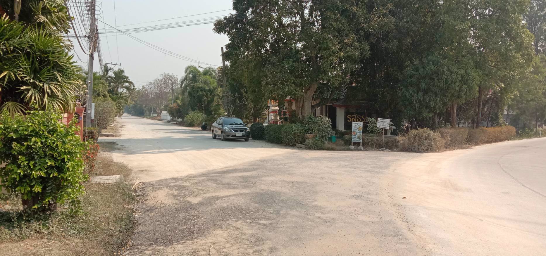 ขายที่ดิน-ขนาด-88-ตรวอยู่ใกล้สวนน้ำ-และวัดพระนอนปูคา