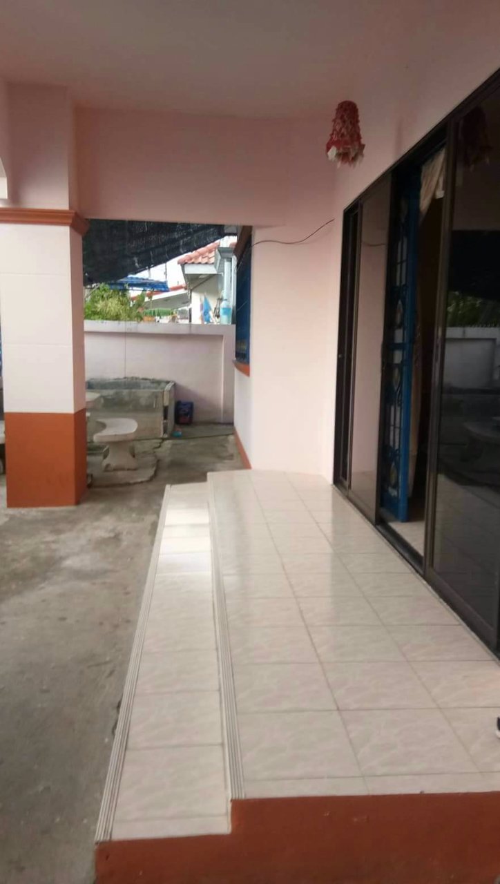 ขายบ้านสวยราคาถูก-ทำเลสวย