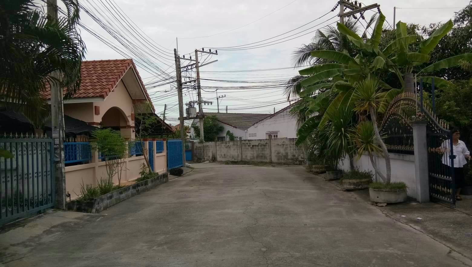 ขายบ้านสวยราคาถูก-ทำเลสวย