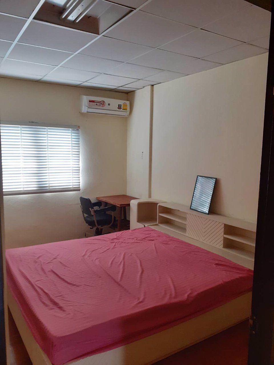 ขาย-บ้านทาวน์เฮาส์-โครงการ-ศรีอนันต์ทาวน์เฮาส์