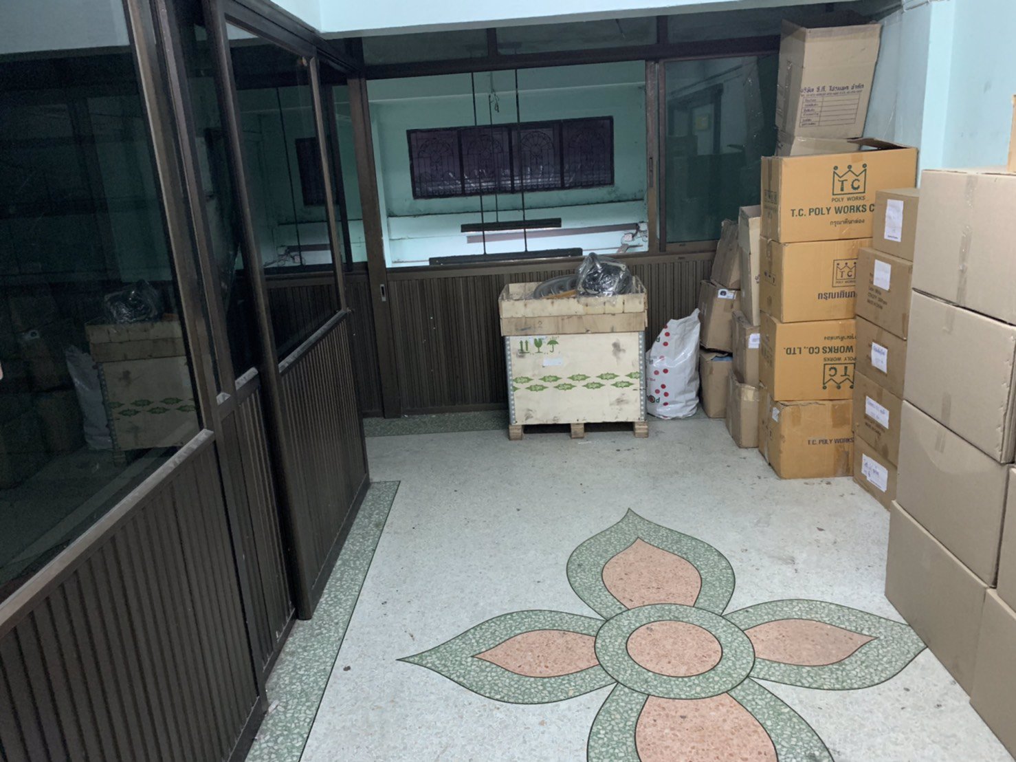 ขาย-เช่า-ซอยเอกชัย90-ต่อเติมสวยงาม4ห้องติด-150ตรว-ลงเข็มลึง21ทุก2เมตร4ตัน-ตรม-