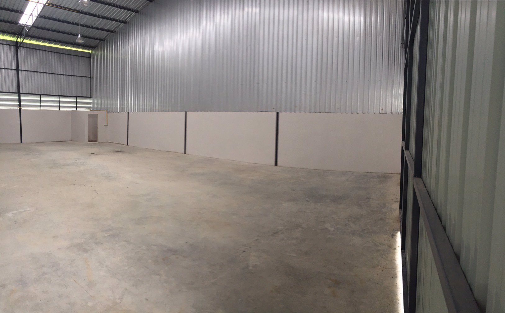 โกดังให้เช่า-โรงงานให้เช่า-โกดังสร้างใหม่-บางบัวทอง-นนทบุรี