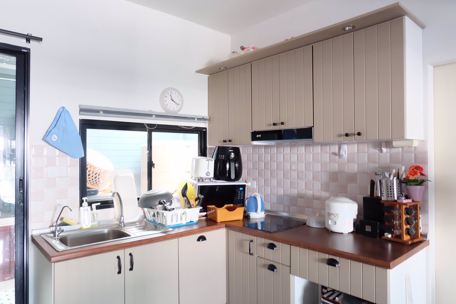 ขาย-townhome-3-ห้องนอน-3ห้องน้ำ-โครงการบ้านกลางเมืองพระราม-9-อ่อนนุช-เจ้าของย้ายที่ทำงานใหม่จึงขาย