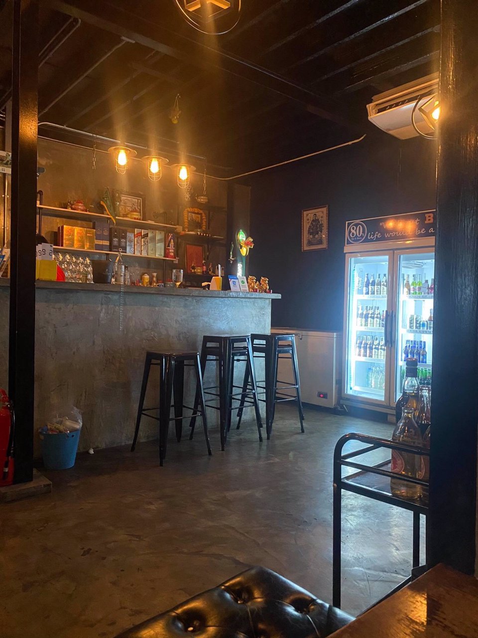 เซ้งกิจการร้าน-80's-bar-bistro-พุทธบูชา36