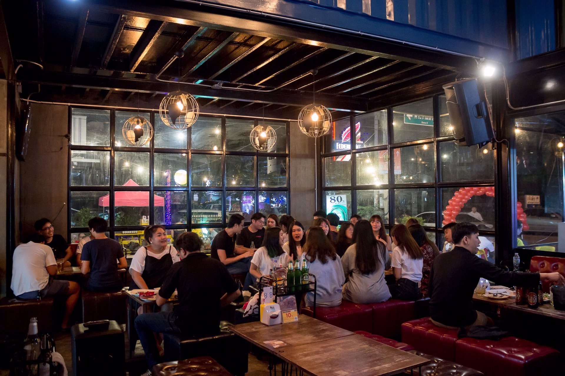 เซ้งกิจการร้าน-80's-bar-bistro-พุทธบูชา36