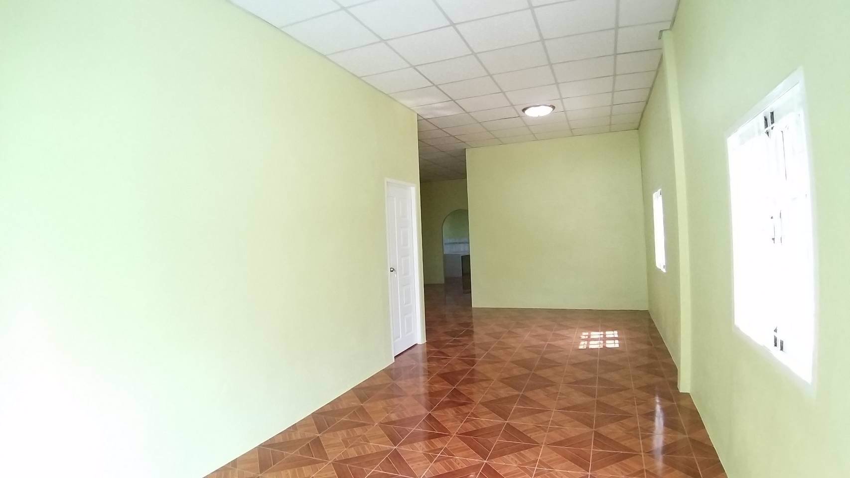 ขายบ้านเดี่ยว-124-ตรว-ติดถนนหลัก-ค้าขายได้-บ้านค่าย-หนองกรับ-ผ่อนเพียงเดือนล่ะ-9000-บาท