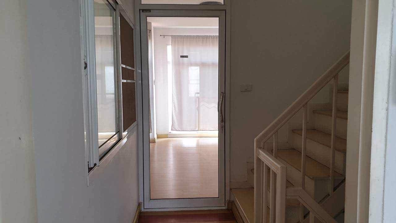 ขายบ้านทาวน์โฮม-แถมเฟอร์นิเจอร์สไตล์วินเทจ-หมู่บ้านทรัพย์หมื่นแสนนวลจันทร์