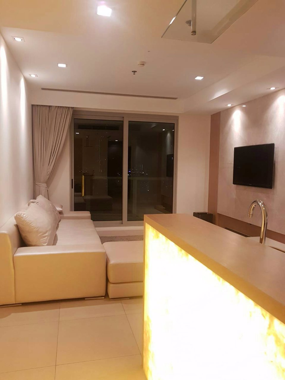 ให้เช่าคอนโด-the-river-ชั้น-17-ตึก-a-ตกเเต่งครบพร้อมอยู่